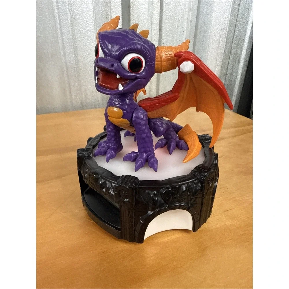 Skylanders Spyro Alarm Clock Figure 6